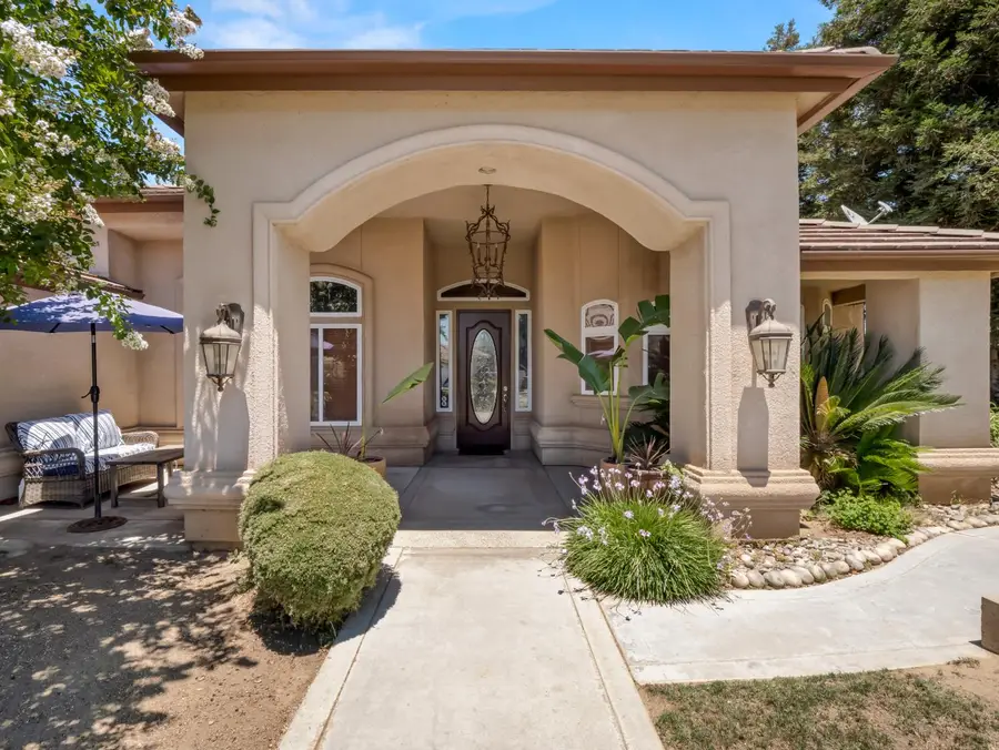 3055 Glenville Avenue, Madera, CA 93637 - #2