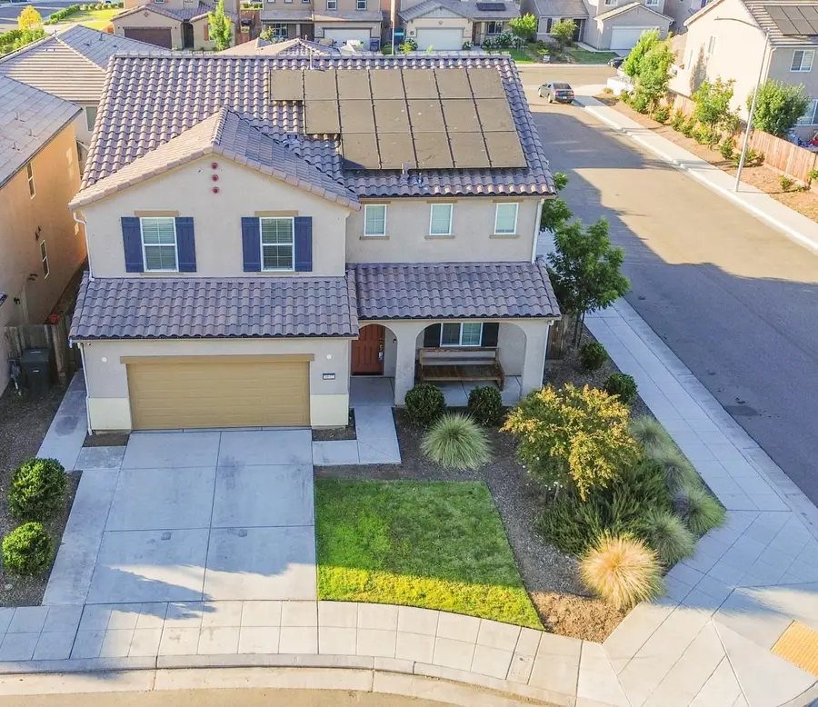 6632 E Cambridge Avenue, Fresno, CA 93727 - #2