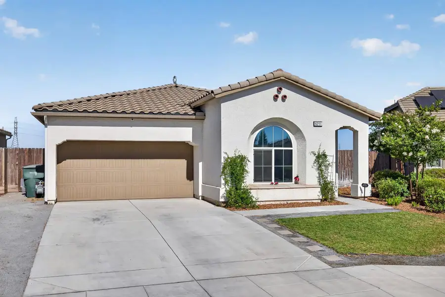 6211 N Vista Avenue, Fresno, CA 93722 - #2