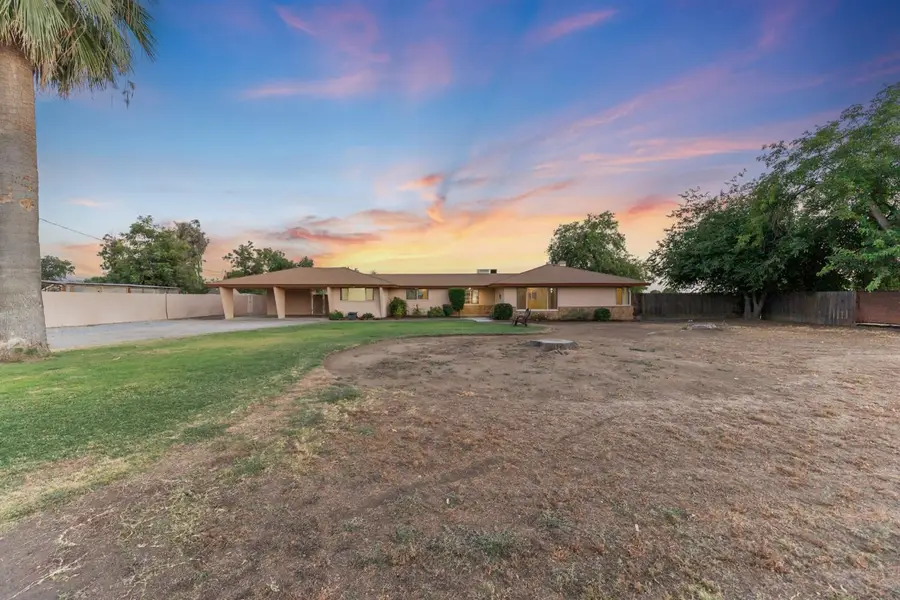 4730 E Richert Avenue, Fresno, CA 93726 - #3