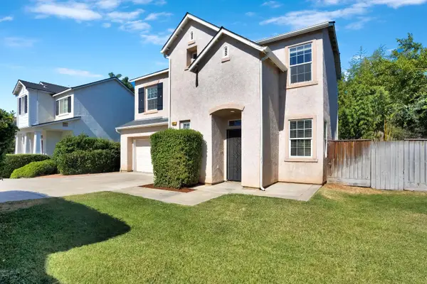 1801 N Miramar Lane, Clovis, CA 93619