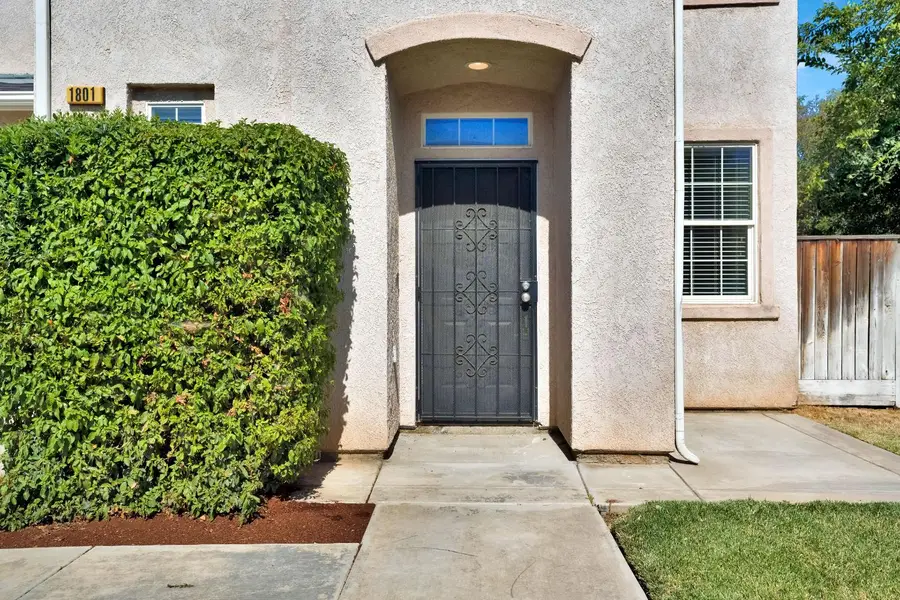 1801 N Miramar Lane, Clovis, CA 93619 - #2