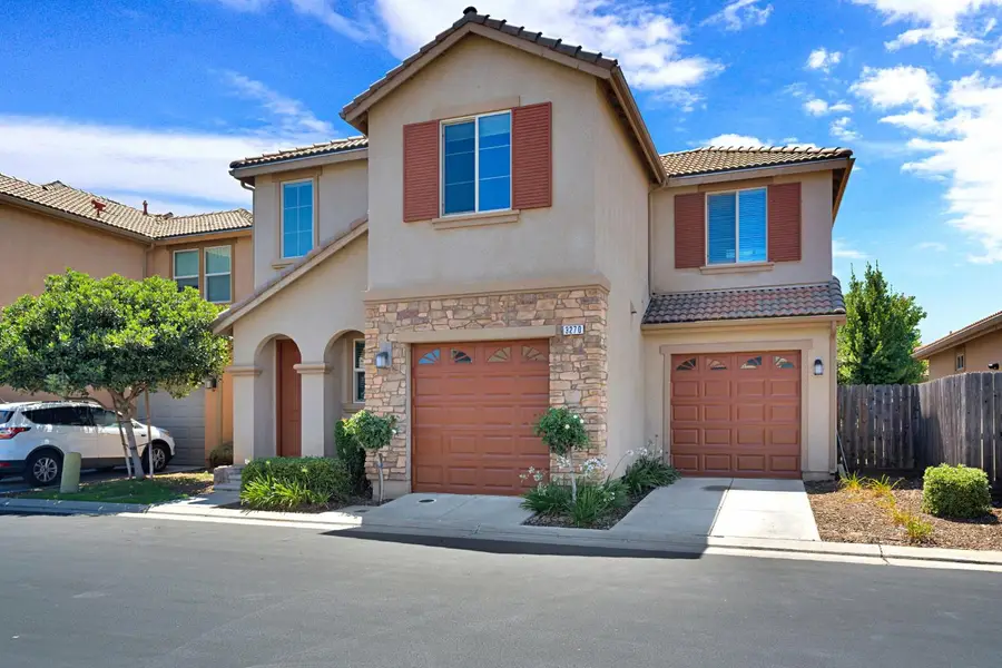 3270 Alps Lane, Clovis, CA 93619 - #2