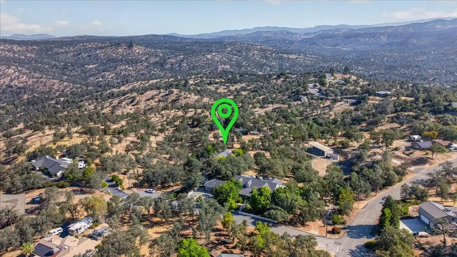 41393 Roaring River Way, Coarsegold, CA 93614 - #2