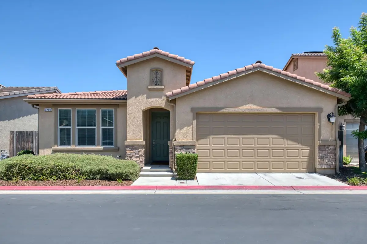 3269 Lahar Lane, Clovis, CA 93619 - #1