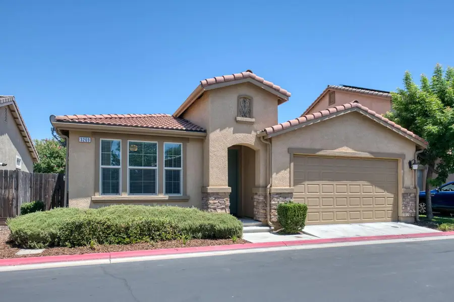 3269 Lahar Lane, Clovis, CA 93619 - #3