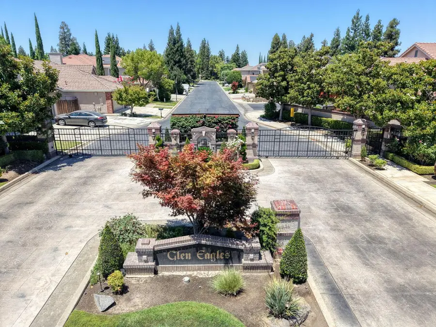 10340 N Sinclair, Fresno, CA 93720 - #2
