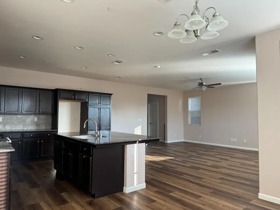 3364 Amanecer Avenue, Clovis, CA 93619 - #2