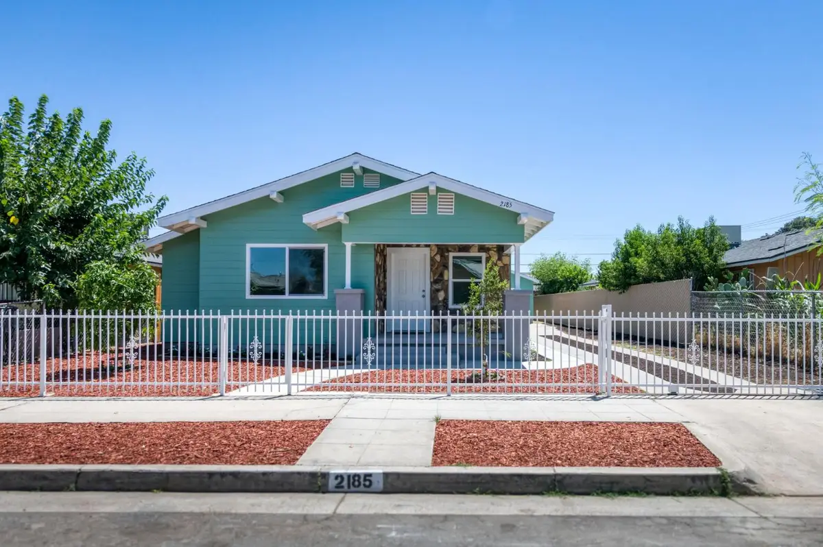 2185 S Holly Ave, Fresno, CA 93657 - #1