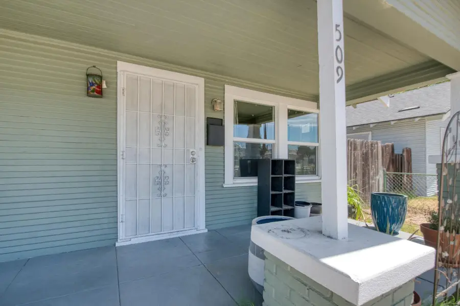 509 E Weldon Avenue, Fresno, CA 93704 - #2