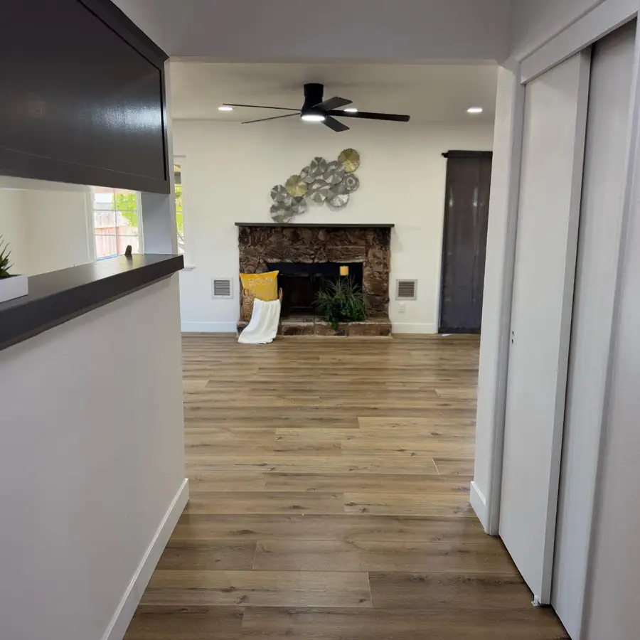 1830 W 5th Street, Madera, CA 93637 - #2