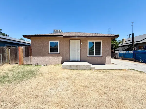 2421 E Clay Avenue, Fresno, CA 93701