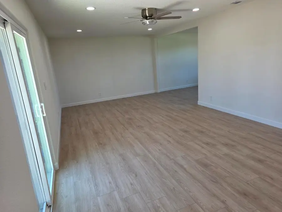 1734 W Cornell Avenue, Fresno, CA 93705 - #3