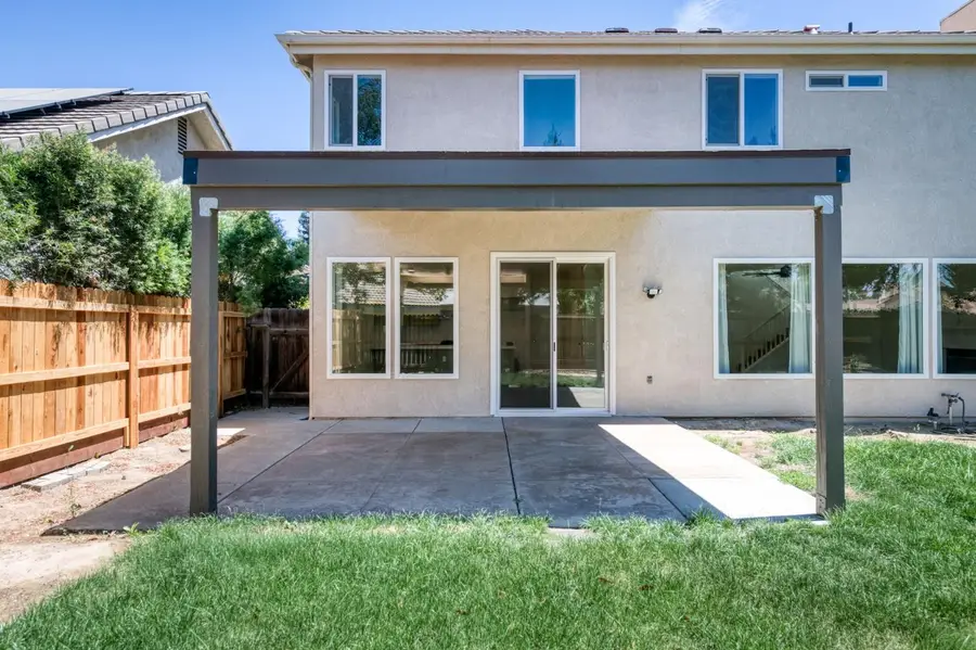 5021 W Decatur Avenue, Fresno, CA 93722 - #3
