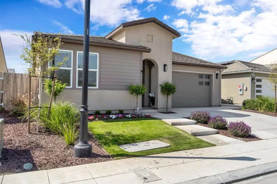 968 Pinnacle Drive W, Madera, CA 93636 - #3