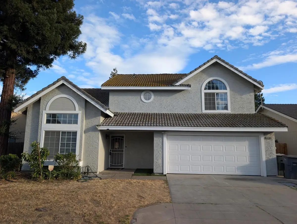 2181 E Minarets Avenue, Fresno, CA 93720 - #1