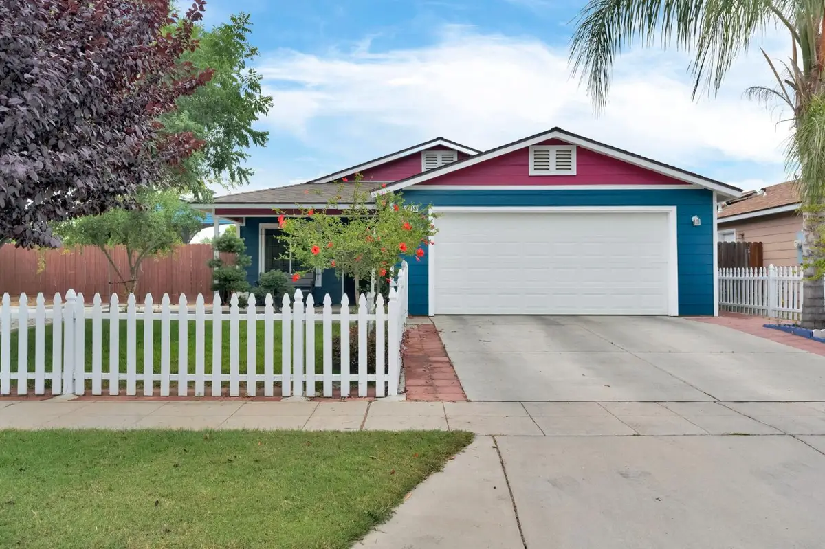 4713 E Belgravia Avenue, Fresno, CA 93725 - #1