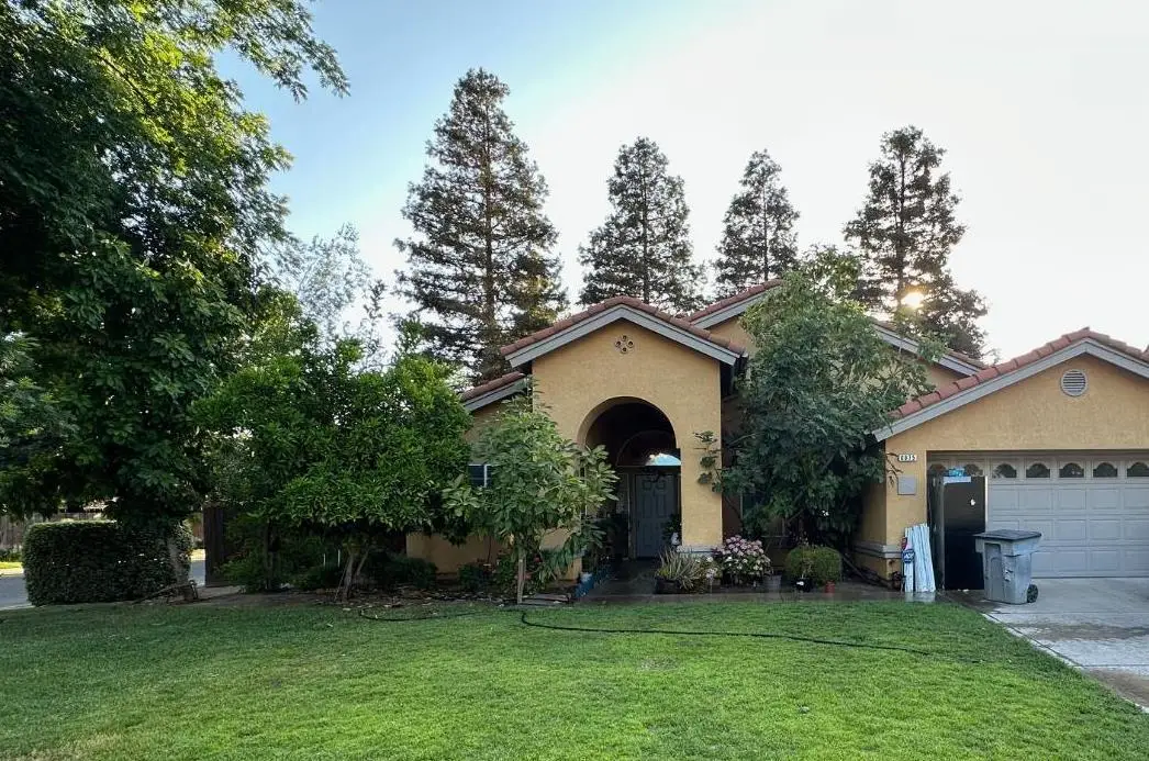 6675 N Lola, Fresno, CA 93722 - #1