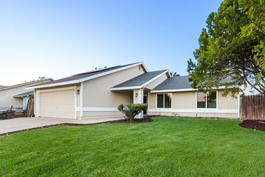 2731 Yosemite Court, Atwater, CA 95301 - #3
