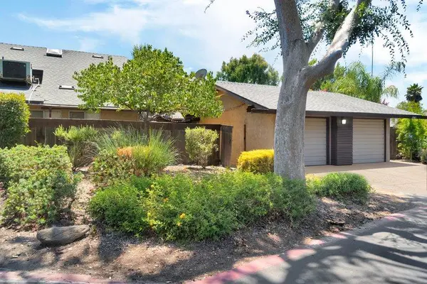 64 W Sierra Avenue #102, Fresno, CA 93704