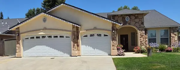 155 N Mckelvy, Clovis, CA 93611