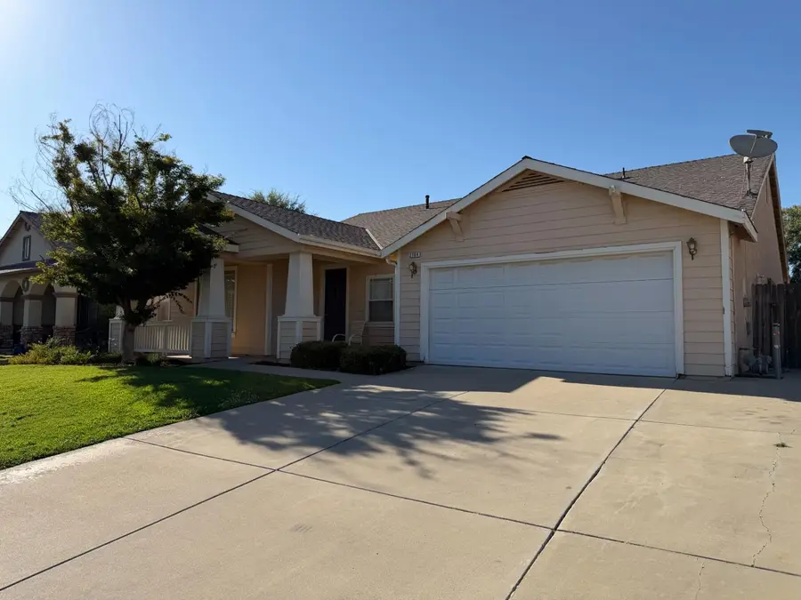 2764 Holt Avenue, Sanger, CA 93657 - #3