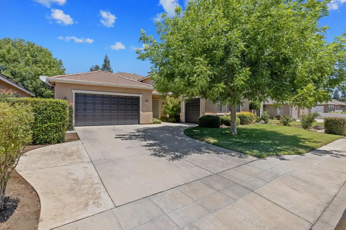 2715 Bellaire Avenue, Clovis, CA 93611 - #1