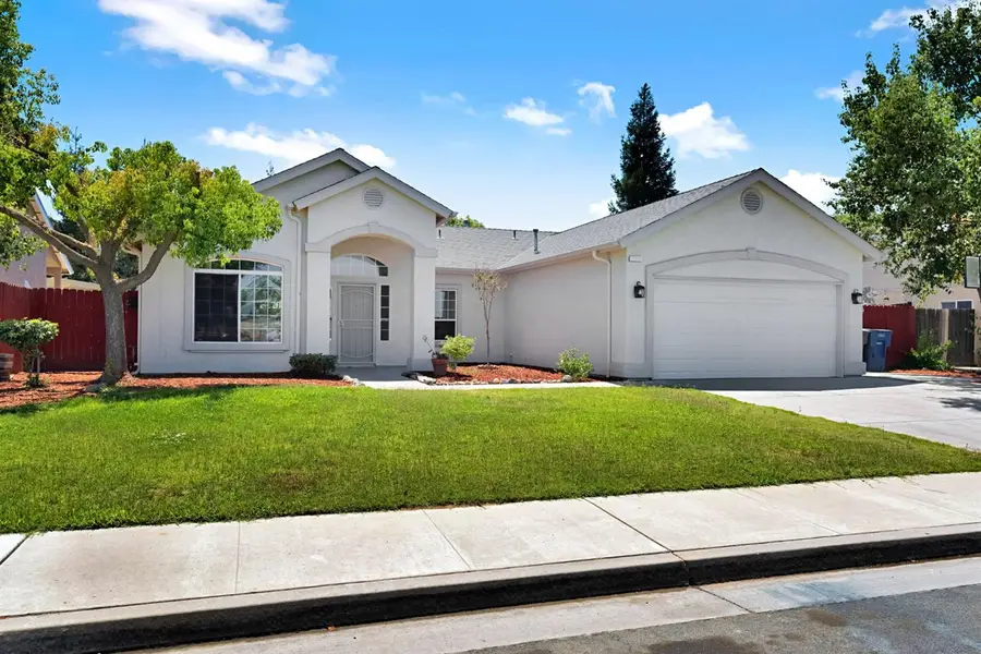1742 Acacia Avenue, Sanger, CA 93657 - #2