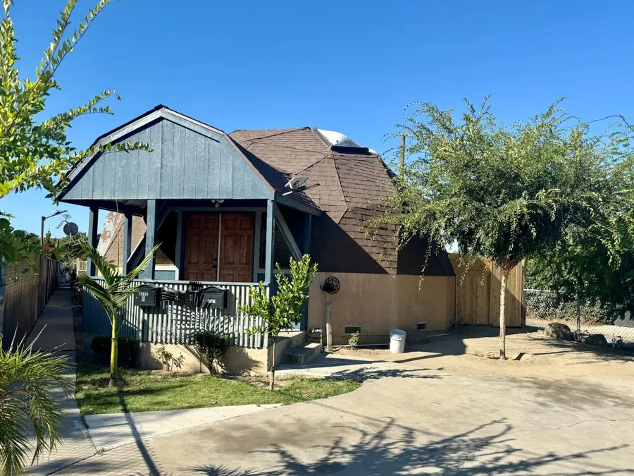 14859 W Kearney Boulevard, Kerman, CA 93630 - #2