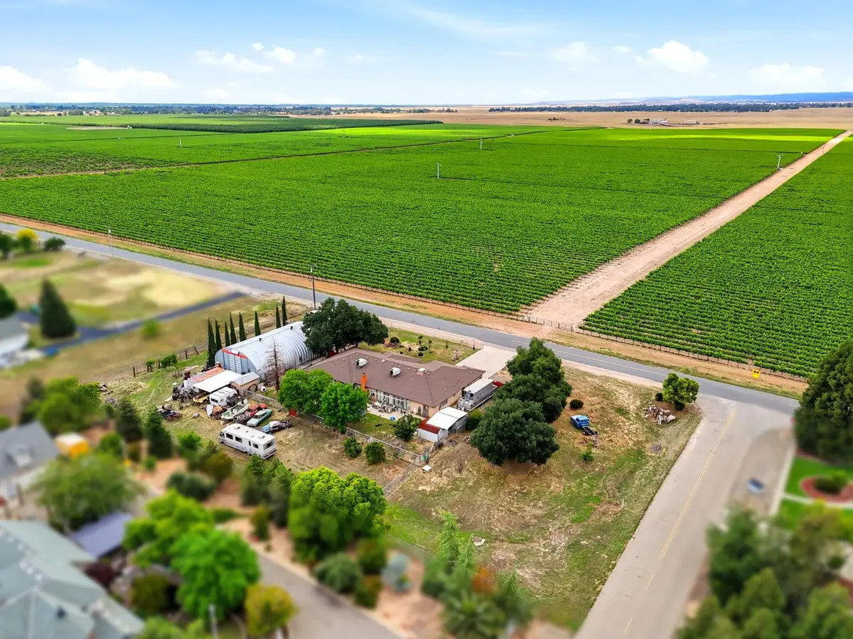 37248 Avenue 13, Madera, CA 93636 - #1