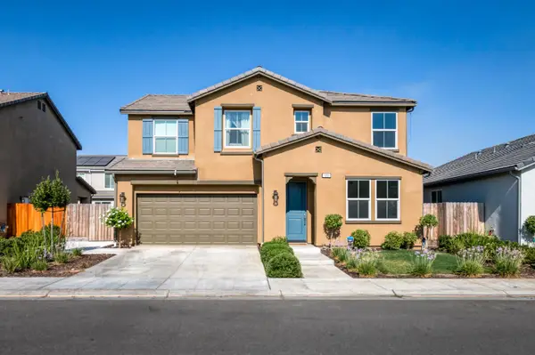 523 S Talus Way S, Madera, CA 93636