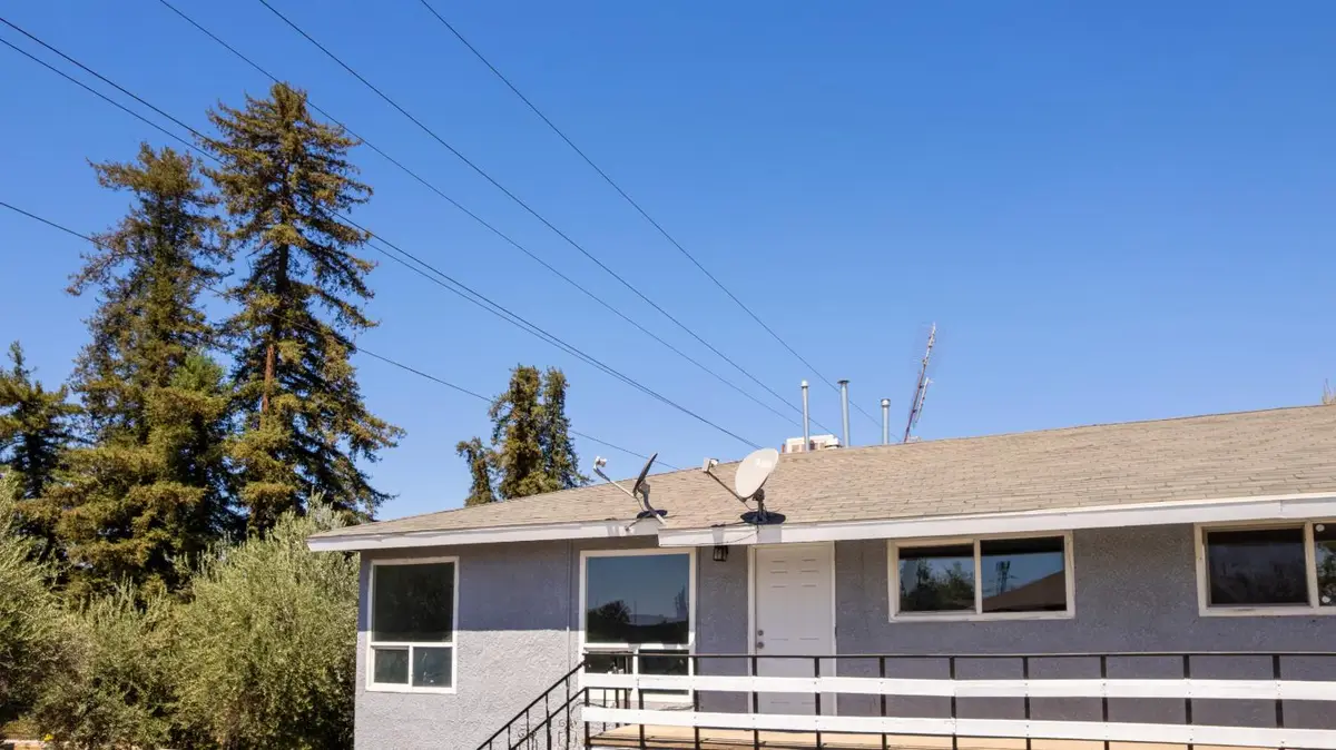 5 E Saginaw Way, Fresno, CA 93704 - #1