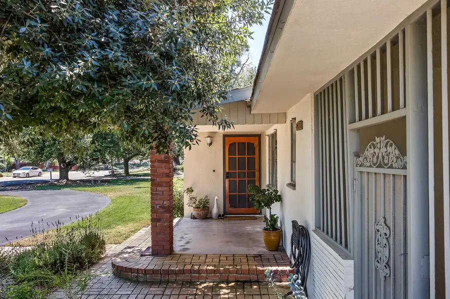 5789 E Park Circle Drive., Fresno, CA 93727 - #3