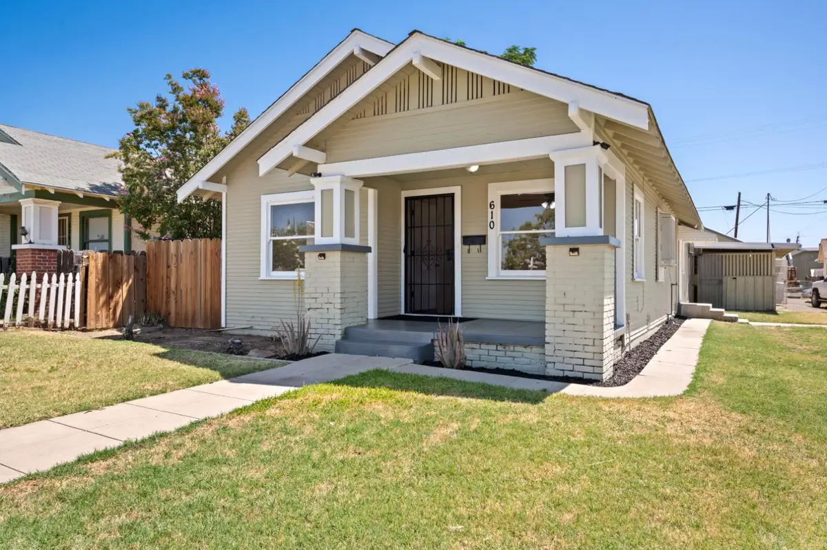 610 P Street, Sanger, CA 93657 - #1