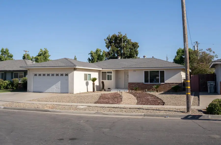 663 E Sample Avenue, Fresno, CA 93710 - #2