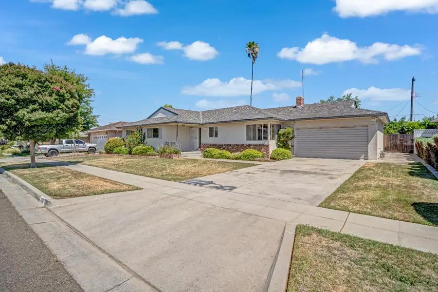 758 E Dovewood Lane, Fresno, CA 93710 - #3