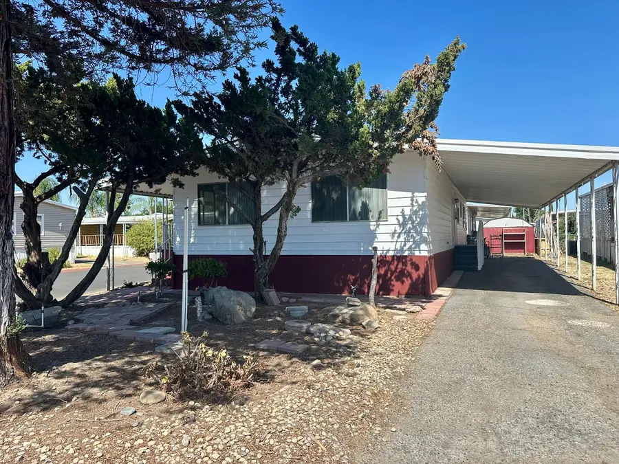 3556 Duke #150, Fresno, CA 93727 - #2