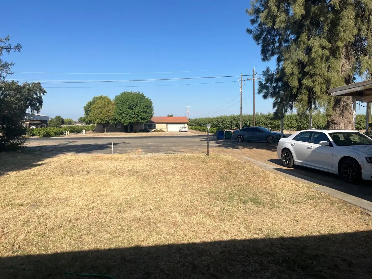 11597 S Academy Avenue, Selma, CA 93662 - #1