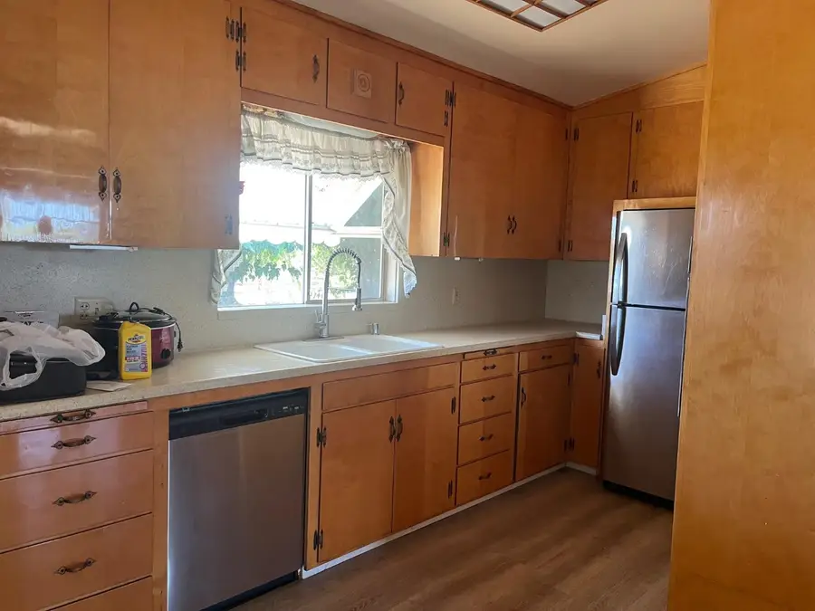 11597 S Academy Avenue, Selma, CA 93662 - #2