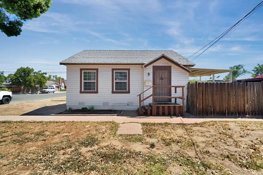 516 W 7th Street, Madera, CA 93637 - #3