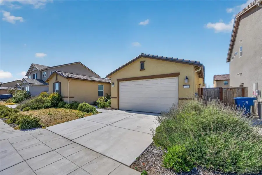 7157 E University Avenue, Fresno, CA 93737 - #2