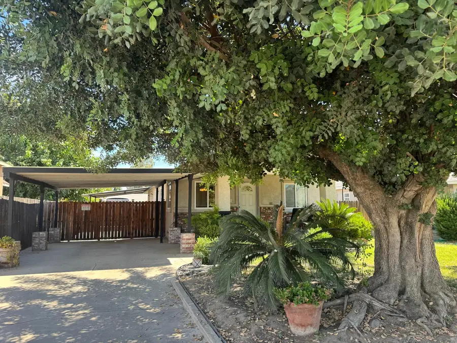 13476 S Pear Avenue, Caruthers, CA 93609 - #3