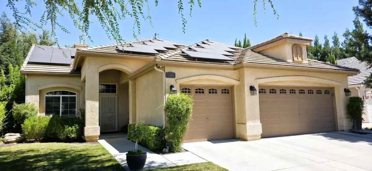 1190 E Carnoustie Avenue, Fresno, CA 93730 - #1