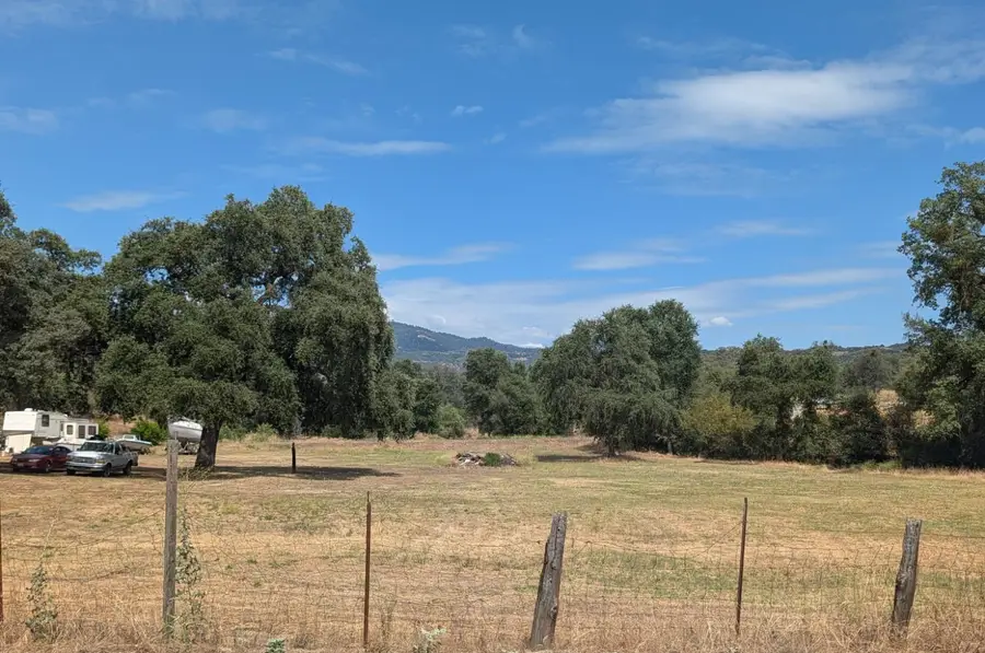 40300 Dunlap Road, Dunlap, CA 93621 - #3