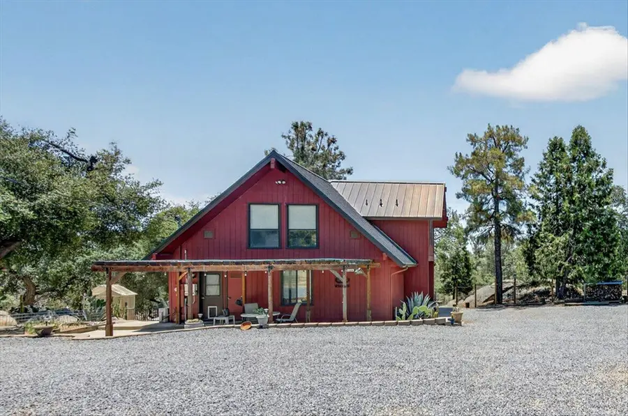 45894 Farmstead Road, Coarsegold, CA 93614 - #3