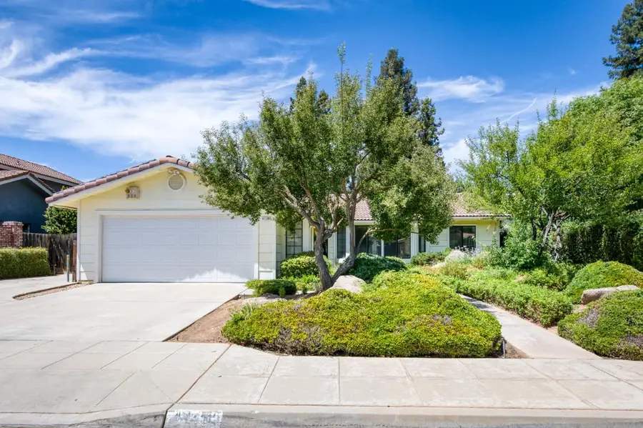 4138 W Paul Avenue, Fresno, CA 93722 - #2