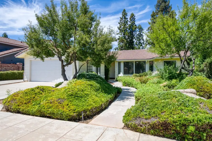 4138 W Paul Avenue, Fresno, CA 93722 - #3