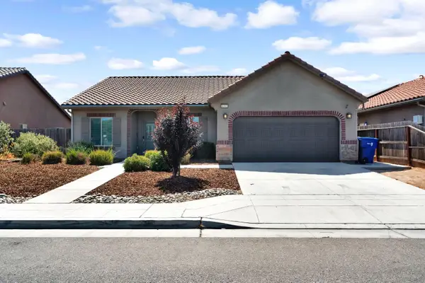 1192 S Orangewood Drive, Fresno, CA 93727