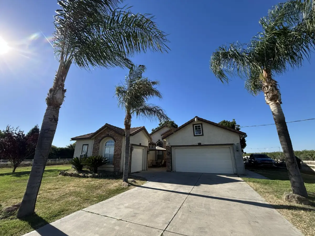 4102 E North Avenue, Fresno, CA 93725 - #1