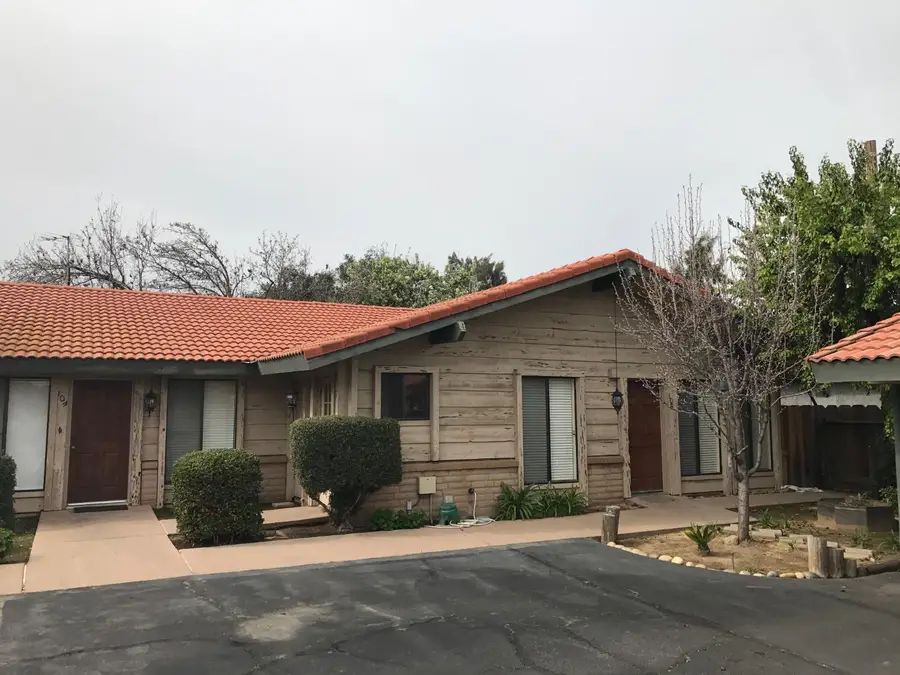 7089 N Howard Street, Fresno, CA 93720 - #2
